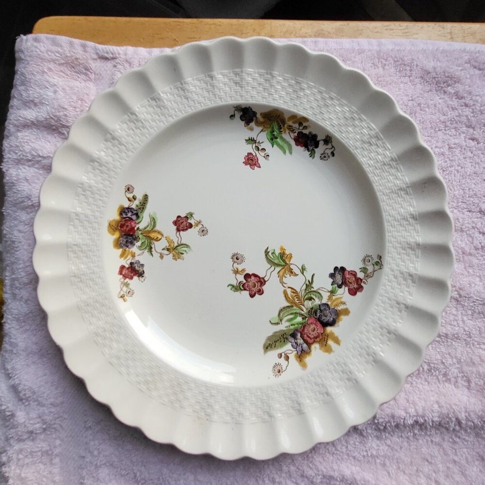 SPODE COPELAND CHINA DINNER PLATE BASKET WEAVE WICKER LANE MADE IN ENGLAND